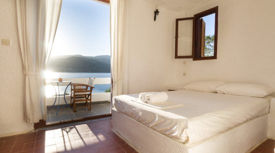 V2 | One bedroom | Upper floor veranda